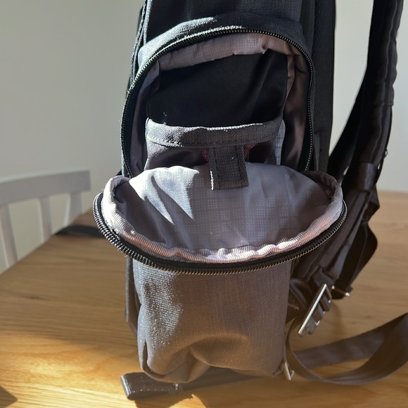 JuJuBe XY Collection Hatch Backpack Dad/Mom Diaper Bag Changing Pad - Carbon - Picture 8 of 10